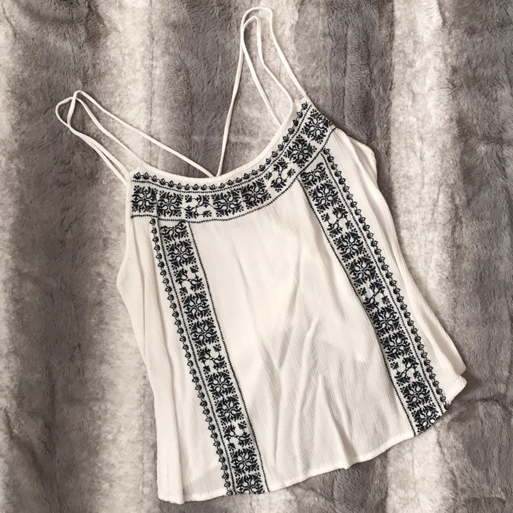 Rue 21 cropped tank
